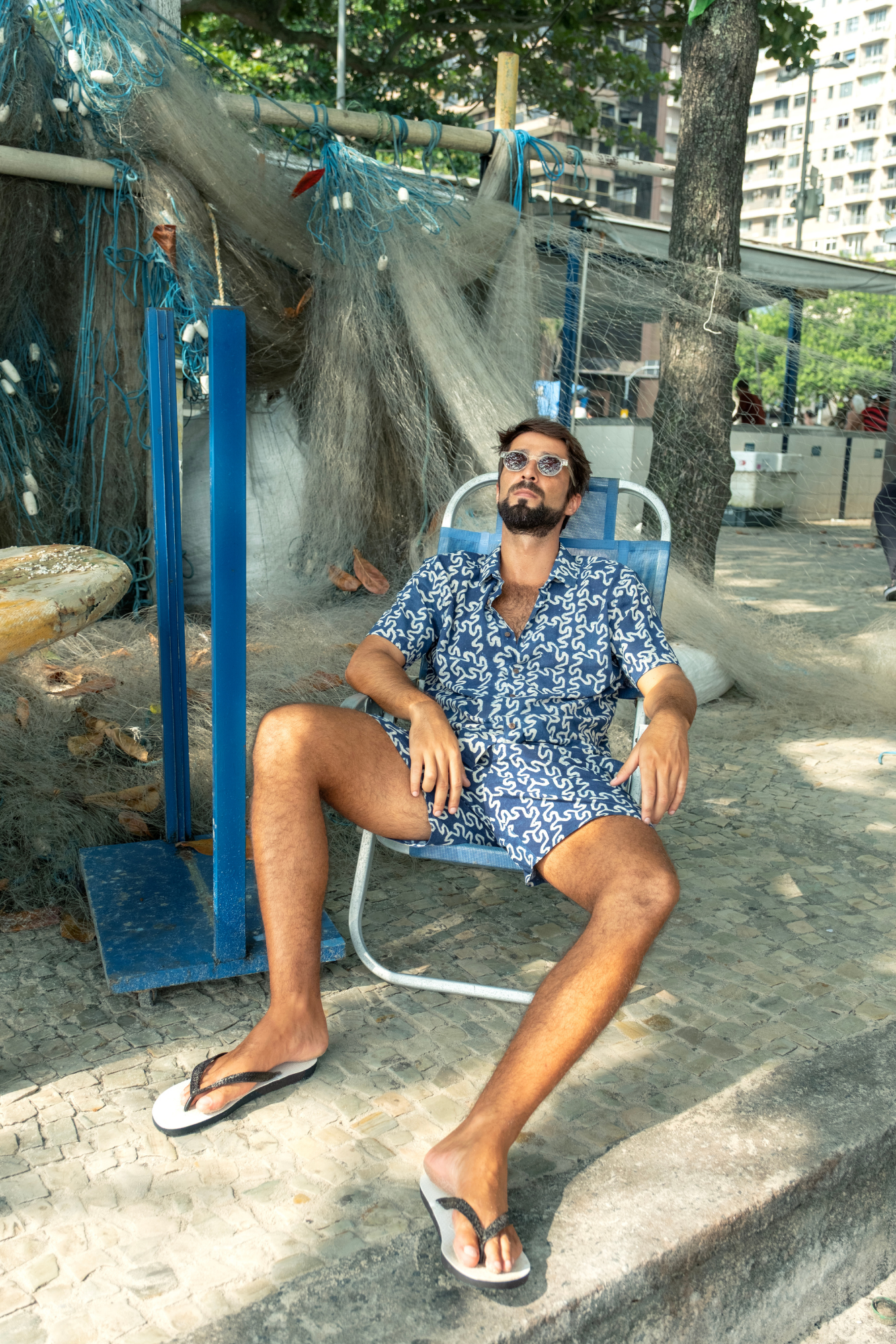 buti hand-printed shorts in blue