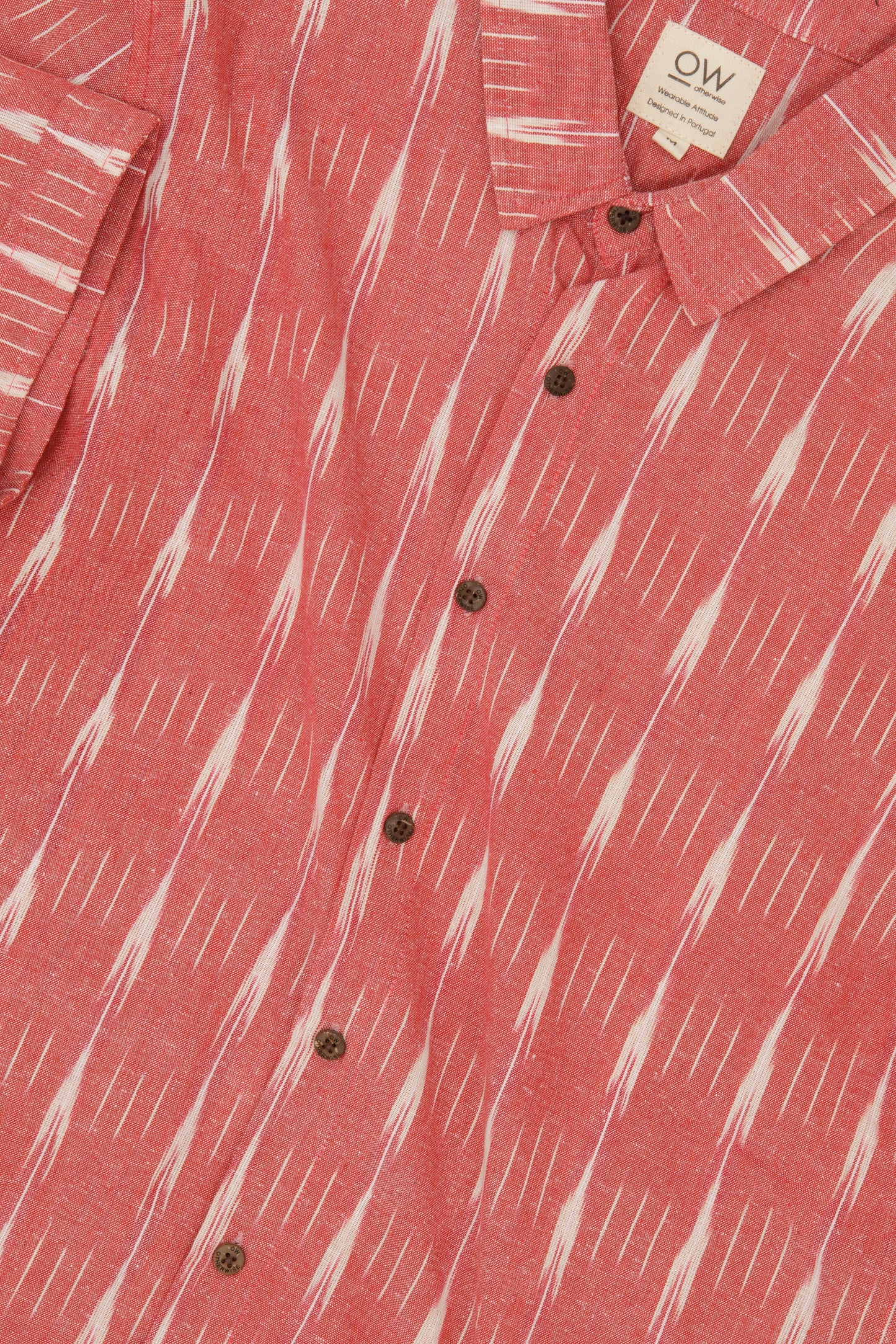 vivid hand-woven short sleeve shirt in light red